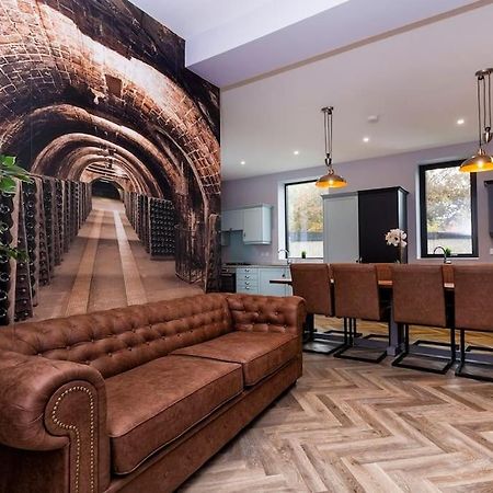 Bootique House - Luxury Group Accommodation In Wakefield Luaran gambar