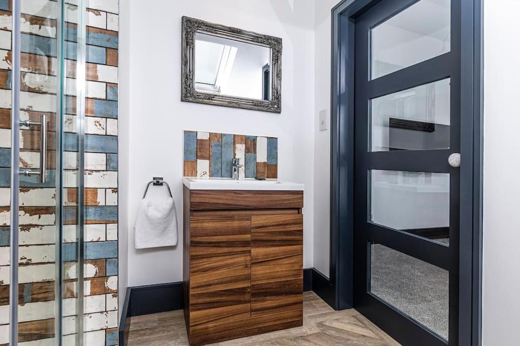 Bootique House - Luxury Group Accommodation In Wakefield Luaran gambar